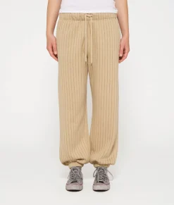 Bar jogger foam pinstripe