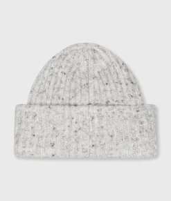 beanie melee