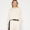 cropped sweater