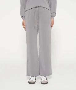 flared jogger scuba