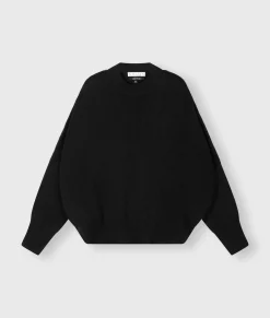 loose knit sweater