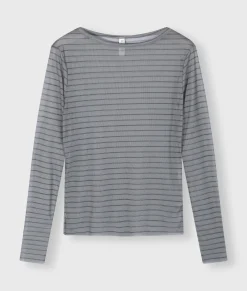 mesh tee pinstripe