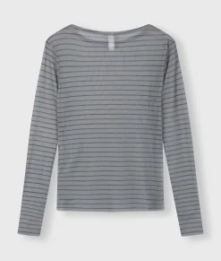 mesh tee pinstripe