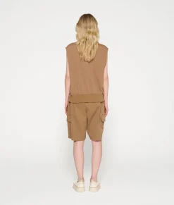 sleeveless sweater