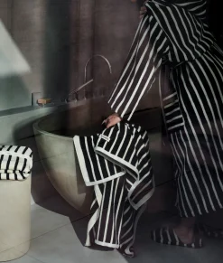 slippers stripes