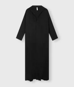 standing collar maxi dress
