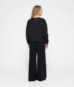 statement sweater bow