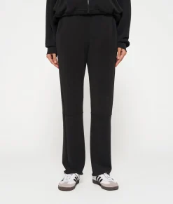 straight jogger scuba