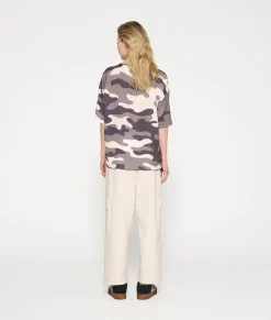 tee blouse camo