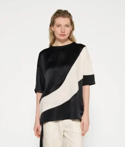 tee blouse contrast