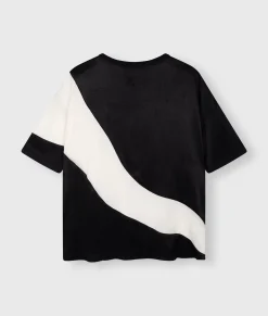 tee blouse contrast