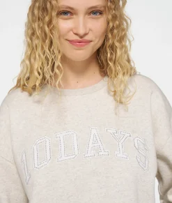 the festive statement sweater
