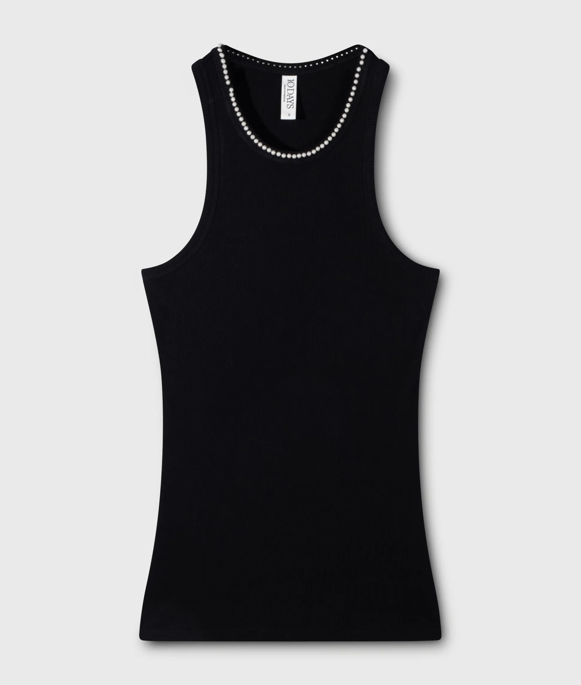 the tank top pearls