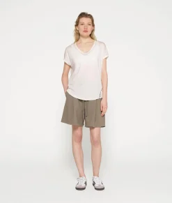 v-neck tee medal