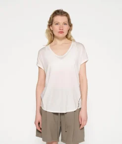 v-neck tee medal